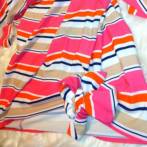 Like New MICHAEL KORS Women's Sporty Striped Side Tie top~Medium~ - Picture 9 of 16